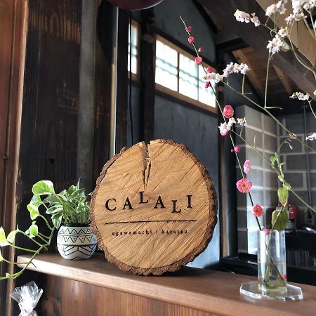 Calali Bed & Breakfast Карацу Екстериор снимка